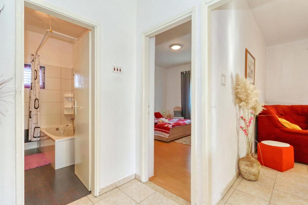 Apartment Nena Poljica  Eksteriør bilde